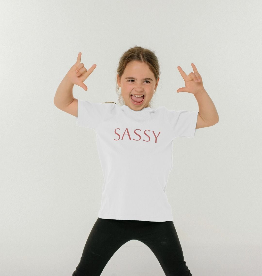 SASSY TEE