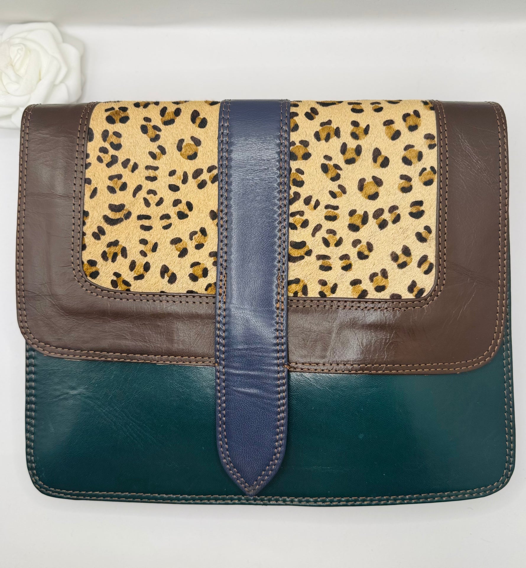 Nova handbag crafted from upcycled real leather, combining sustainability with elegant design for eco-conscious fashion