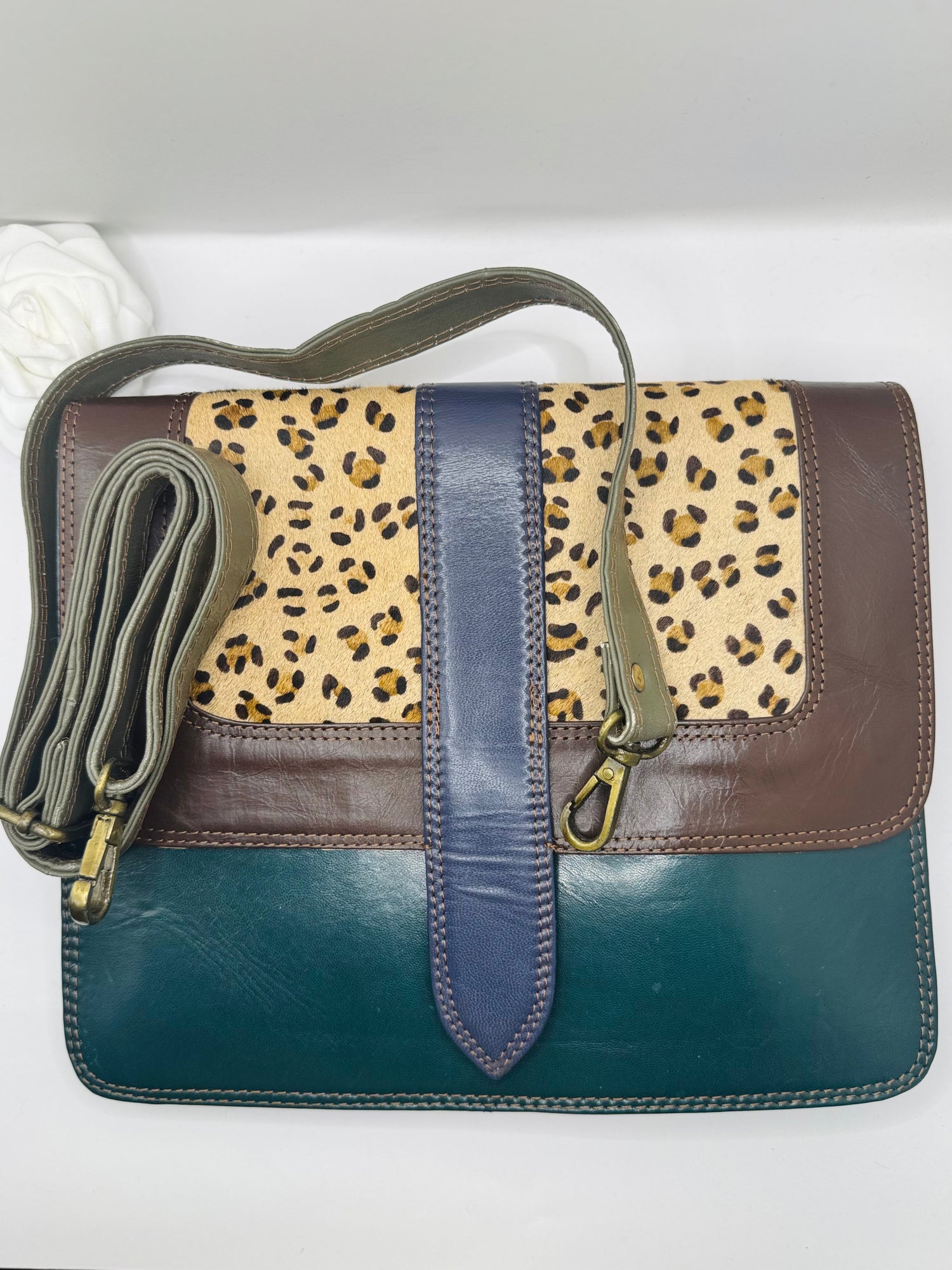 Nova handbag crafted from upcycled real leather, combining sustainability with elegant design for eco-conscious fashion