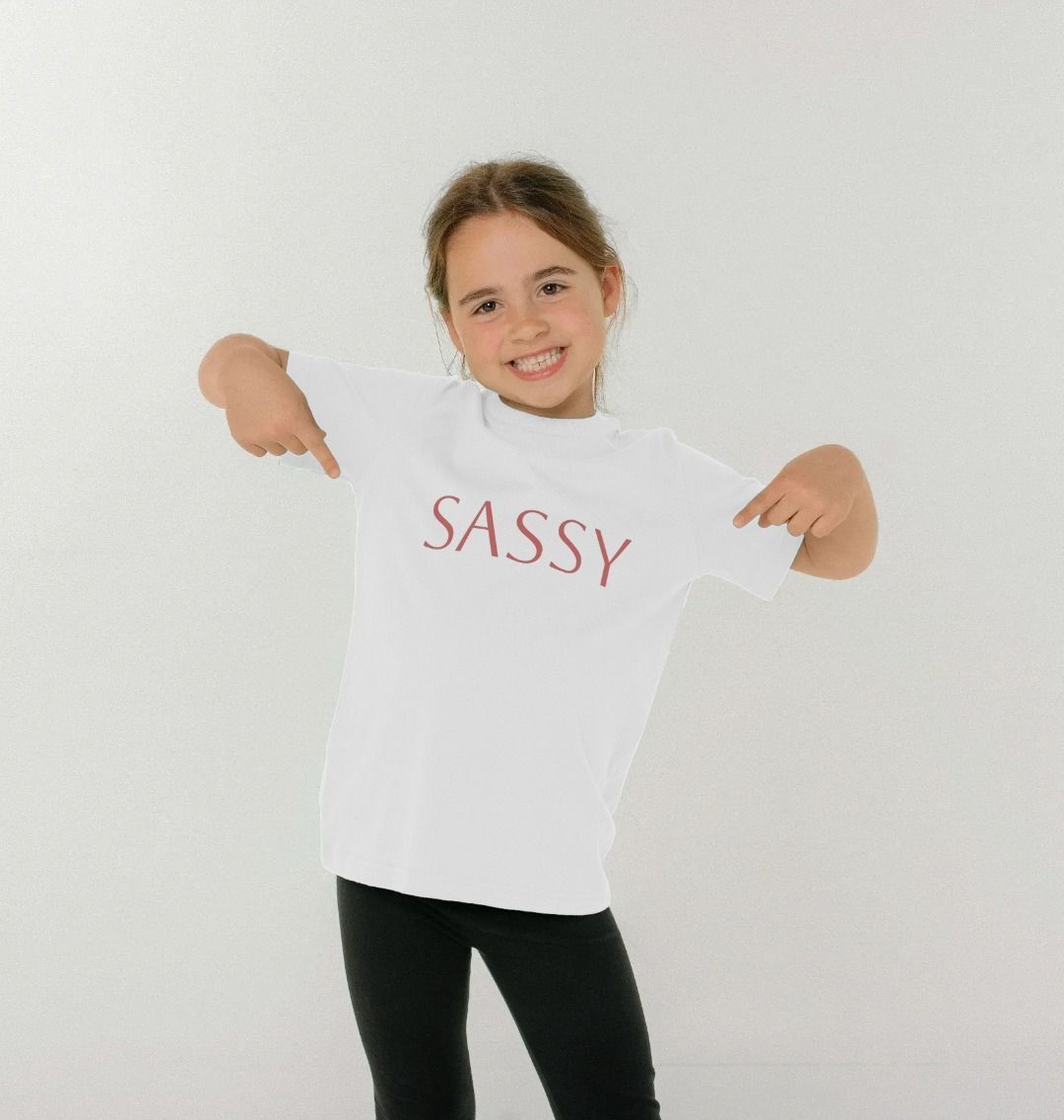 SASSY TEE